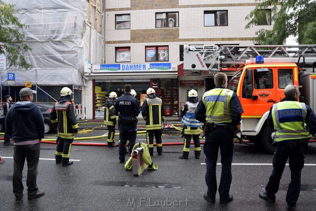 Feuer 2 Koeln Nippes Neusserstr P027.JPG - Miklos Laubert